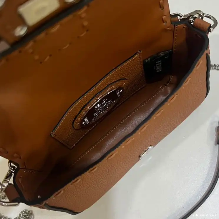 Affordable Mini Leather Romano Brown In Bag Cuoio Baguette Selleria Fendi 0405